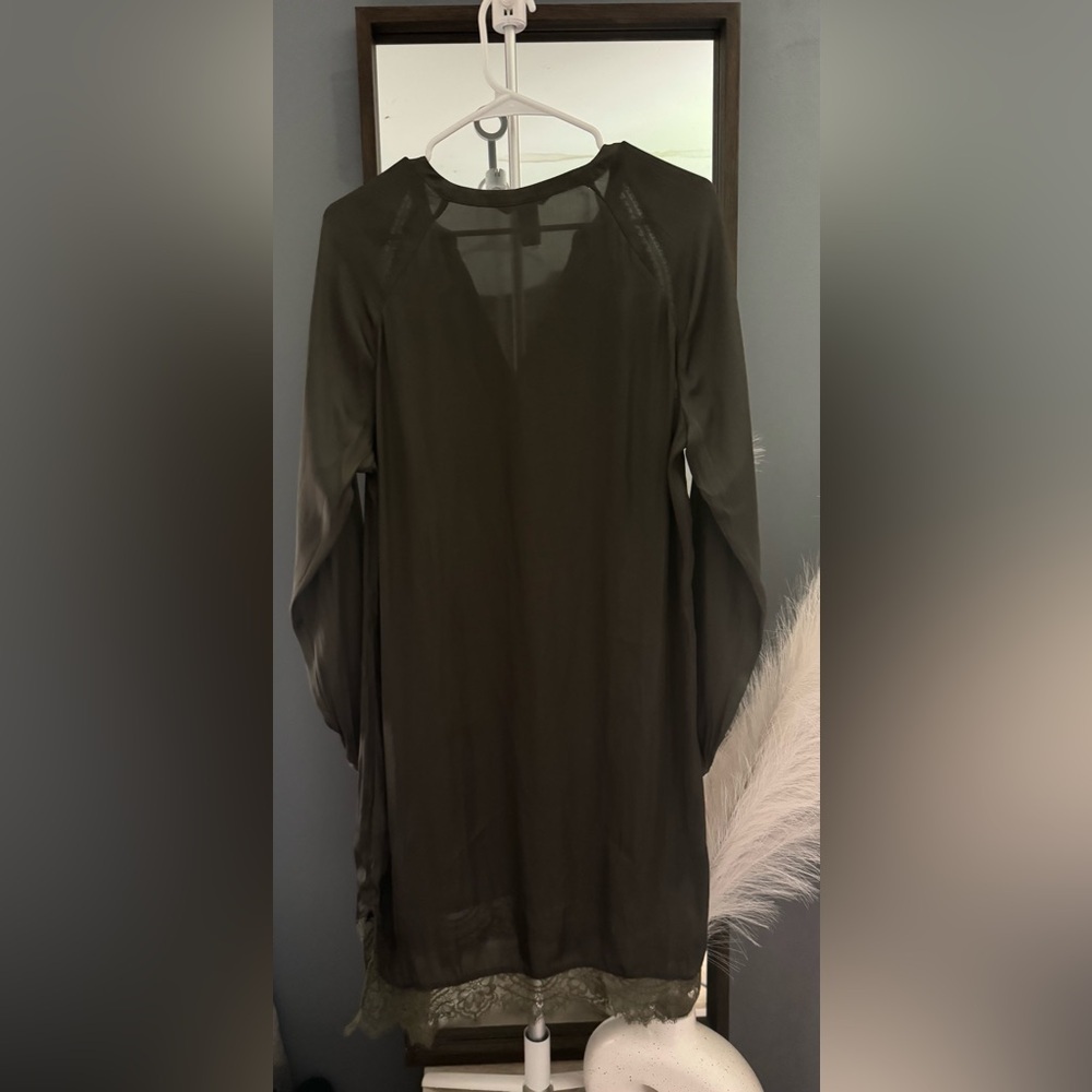 H&M Olive Green Long Sleeve Dress - Picture 2 of 10
